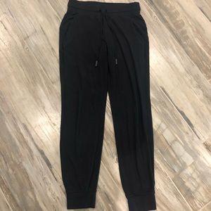 Lululemon Ready to Rulu Jogger